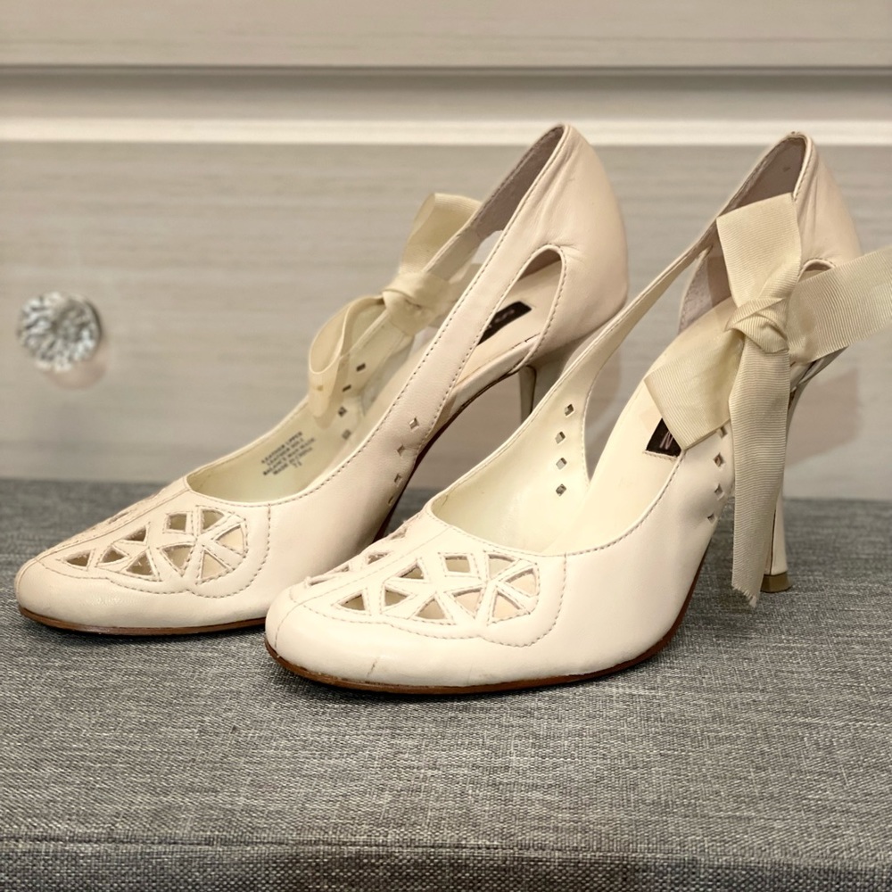 Steve Madden, cream color, size 7 pumps